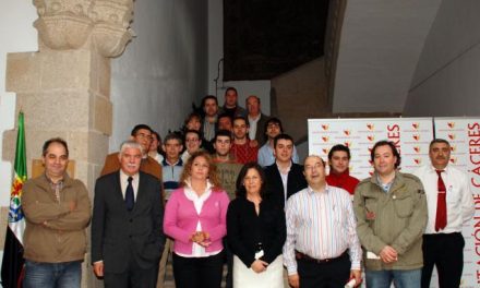 La Diputación de Cáceres homenajea a los cocineros participantes del Festival Gastronómico de Sevilla
