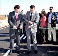 Inauguran la circunvalación de la carretera Ex-348 que enlaza con la Ex-104 antes de la entrada a La Coronada
