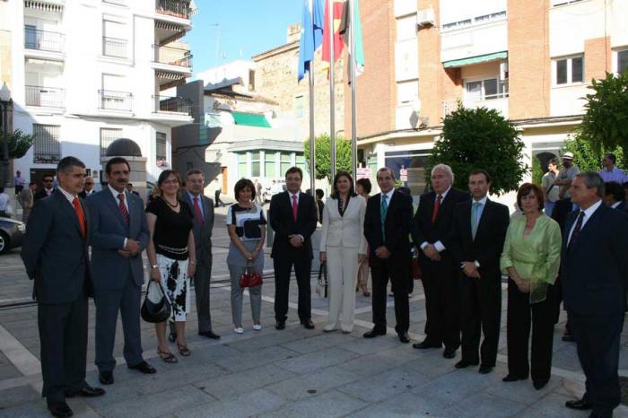 Vara toma posesión como presidente de Extremadura