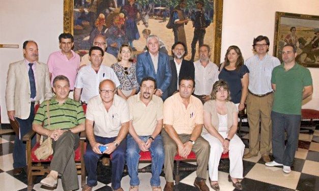 La Diputación de Cáceres financia con 360.000 euros a los Grupos de Acción Local de la provincia y a la Redex