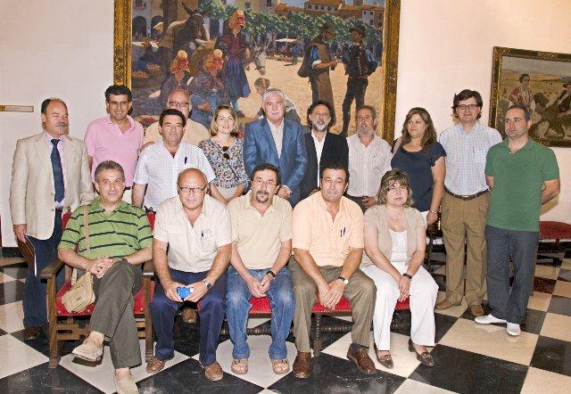 La Diputación de Cáceres financia con 360.000 euros a los Grupos de Acción Local de la provincia y a la Redex