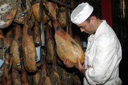 El sector industrial del cerdo ibérico prevé una Navidad «difícil» con descensos importantes en las ventas