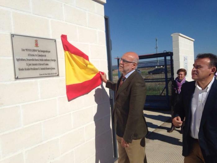 El Gobierno de Extremadura inyecta 1,5 millones de euros para impulsar en 2015  los puntos limpios de la región