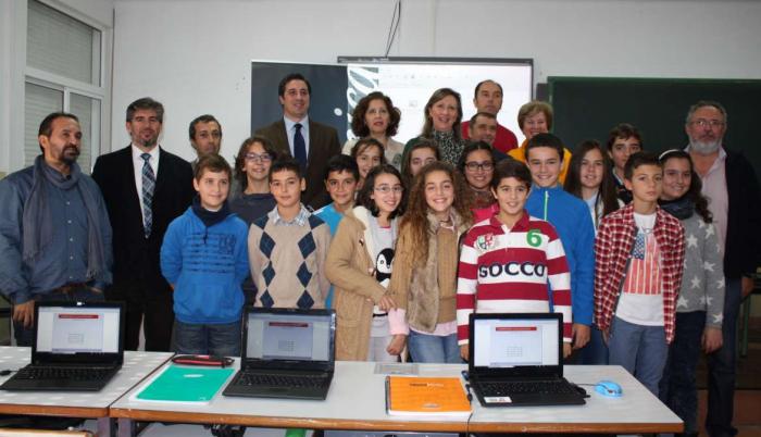 Educación anuncia que Extremadura dispondrá de una red de comunicación para impulsar la educación digital