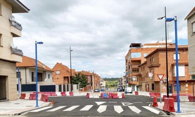 El Ayuntamiento de Coria retoma las obras de la Avenida Monseñor Riberi para agilizar el tráfico