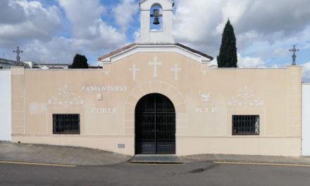 El Ayuntamiento de Coria reabre el cementerio y el polideportivo municipal con restricciones higiénicas