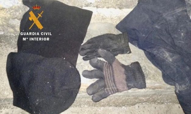 La Guardia Civil sorprende a un ladrón de 52 años en el interior de una vivienda en Cilleros
