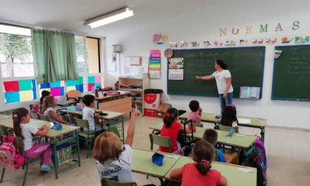 ANPE considera un «verdadero despropósito» que la Junta suprima 540 plazas de profesores