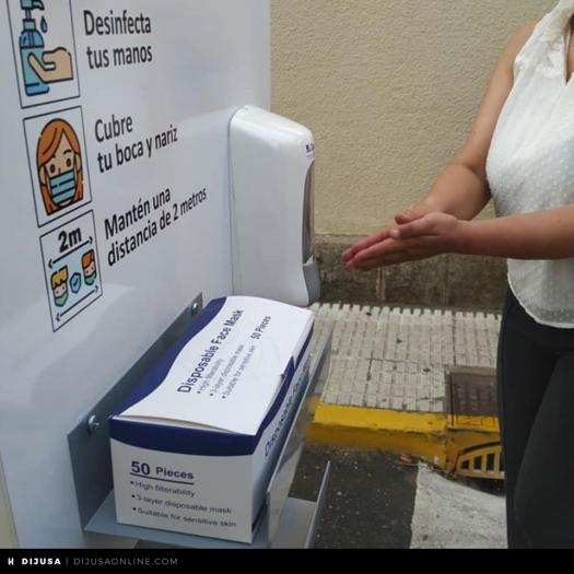 El Ayuntamiento de Moraleja instala estaciones de higiene en diferentes espacios para cuidar a sus vecinos