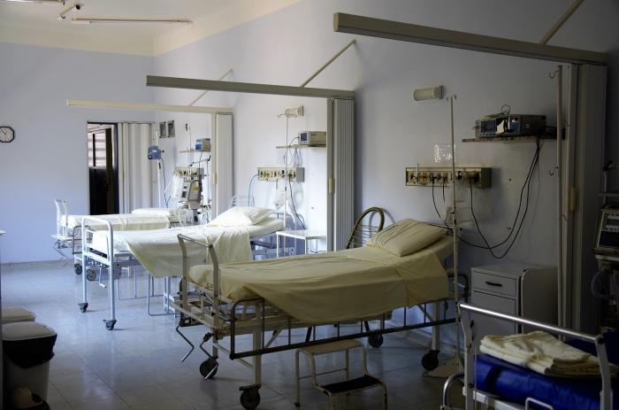 Siete personas con coronavirus siguen ingresadas en hospitales de Extremadura