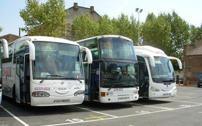 El transporte de viajeros en bus y tren retomará la normalidad a partir del lunes y los vuelos en julio