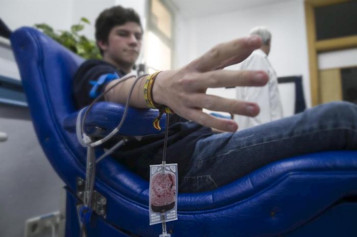 Los donantes de sangre extremeños podrán conocer si poseen anticuerpos frente a la Covid-19