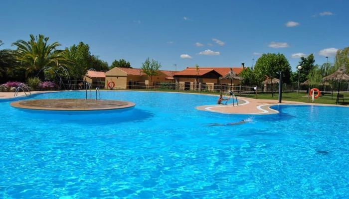 Cilleros no abrirá las piscinas municipales porque no puede garantizar la seguridad de los bañistas