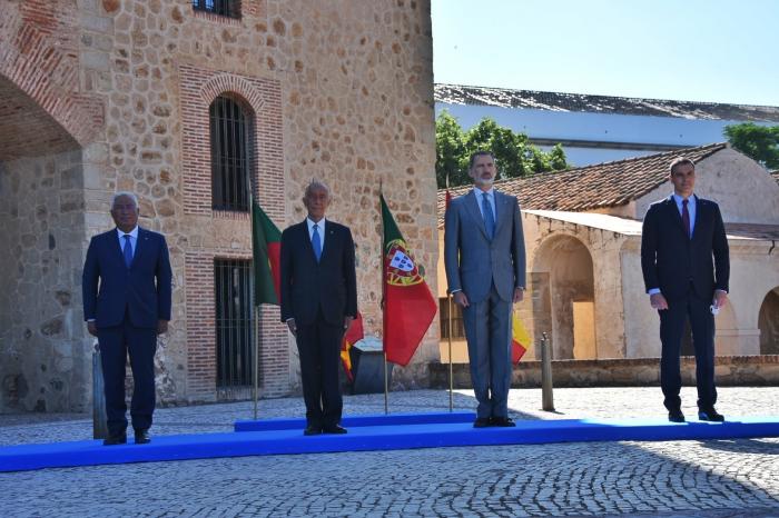 España y Portugal reabren su frontera con un acto institucional tras más de 100 días cerrada