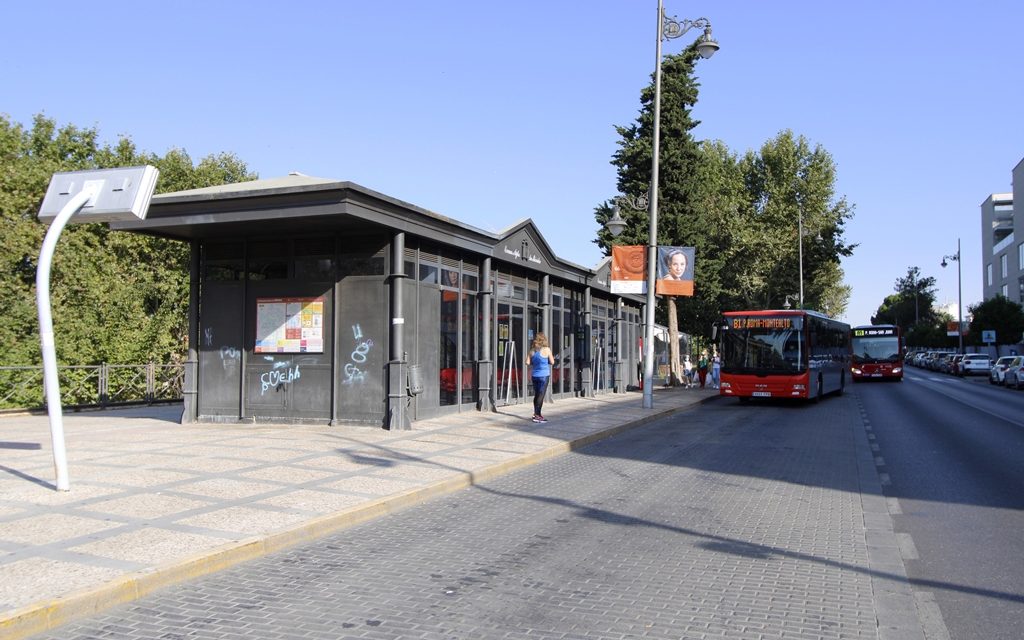 Mérida mejorará las paradas de bus con nuevos apeaderos, zonas de espera y señalización vertical