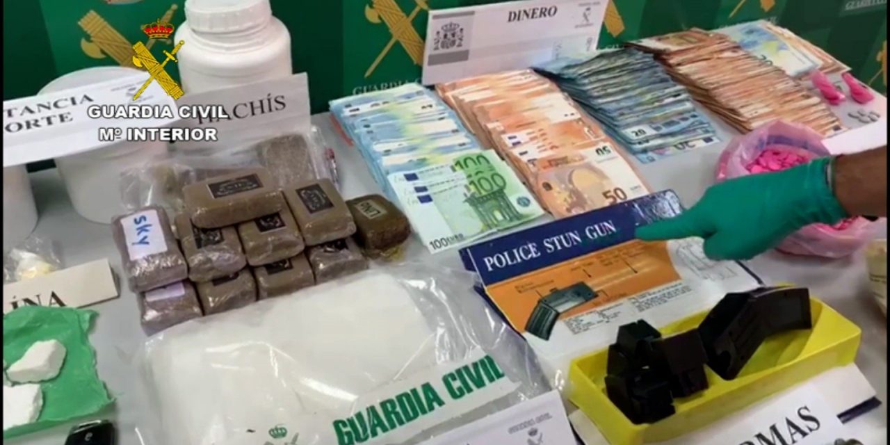 La Guardia Civil detiene a cinco personas en una operación contra el tráfico de drogas