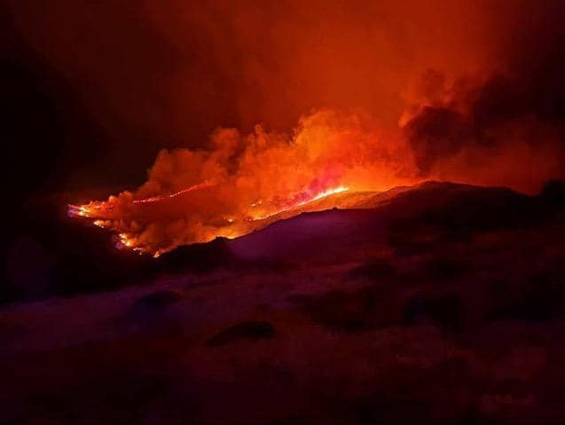 Madrid envía refuerzos para ayudar a sofocar el incendio del Valle del Jerte