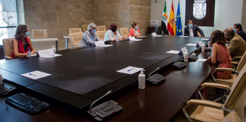 Extremadura cerrará los prostíbulos a partir del 2 de septiembre para frenar la pandemia