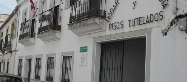 Un brote de Covid en Casar de Cáceres obliga a cerrar los pisos tutelados y la residencia de mayores