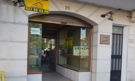 Vox denuncia el cierre de establecimientos en Cáceres y Coria ante la falta de ayudas a autónomos y empresarios
