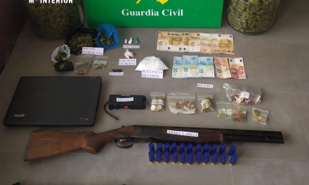Intervienen armas, droga y dinero en dos viviendas de Montehermoso y Cáceres