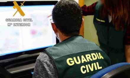 Tres detenidos por abuso sexual en Internet a una joven de 13 años en Cáceres