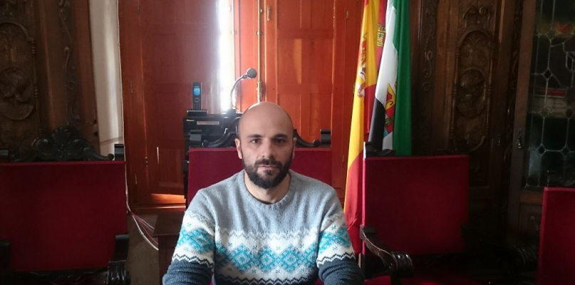 El alcalde de Hoyos asegura que el confinamiento es un varapalo para la economía de Sierra de Gata