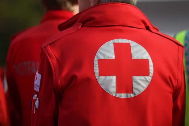 Cruz Roja atendió mediante teleasistencia a más de 8.100 extremeños en 2021