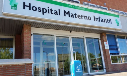 El Materno Infantil de Badajoz realiza con éxito una nueva técnica quirúrgica para la malrotación intestinal en un paciente de 11 años