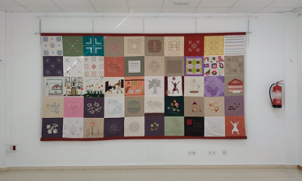 El museo ‘Pérez Enciso’ expone un tapiz hecho por mujeres durante el confinamiento