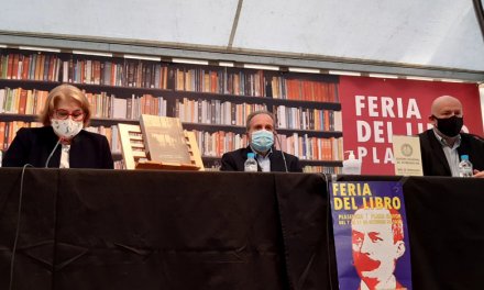 Álvaro Valverde inaugura la Feria del Libro de Plasencia