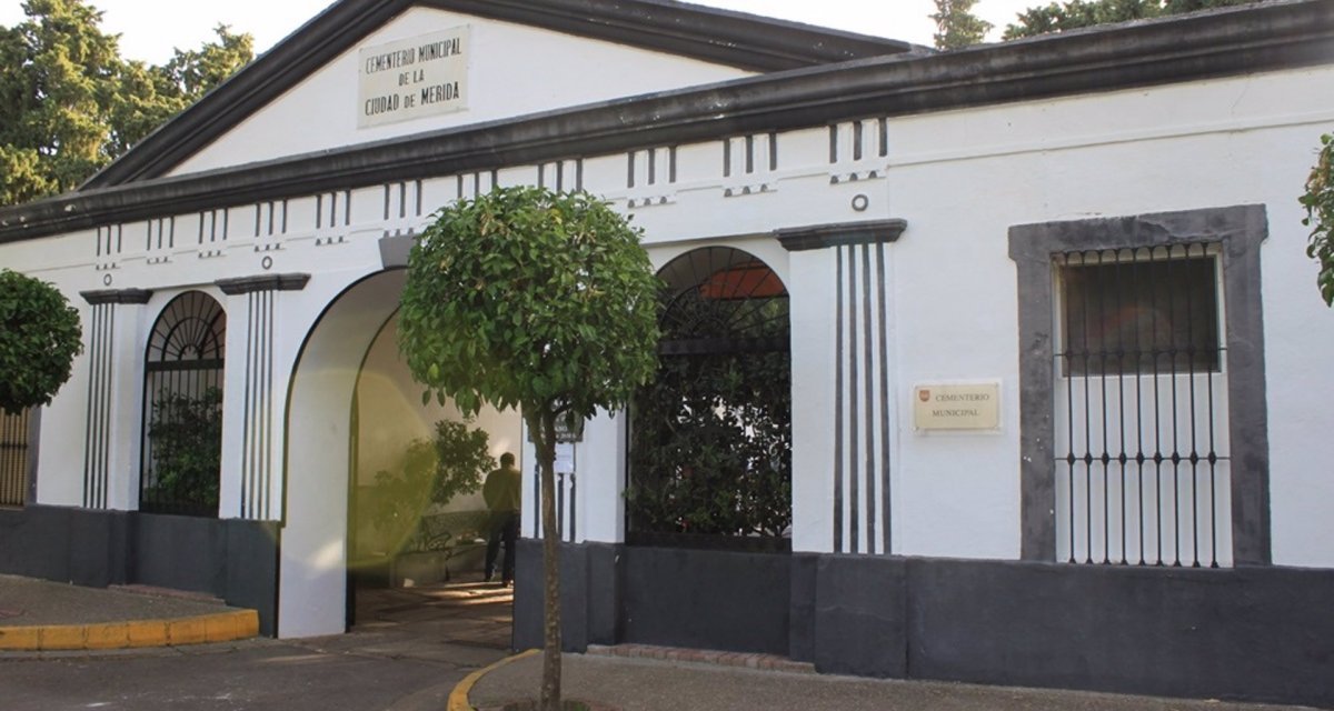 Mérida reduce el aforo de los cementerios municipales para el Día de los Santos