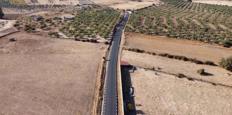 Finalizadas las obras de reparación de caminos en Alcuéscar por 159.000 euros