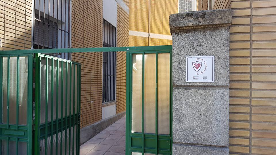 Abren dos colegios de Plasencia y el de Valverde tras pasar la cuarentena