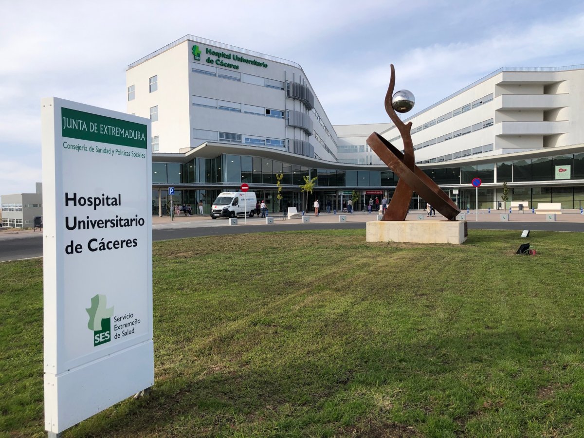 El Hospital Universitario de Cáceres protagoniza el cupón de la ONCE en el sorteo del 10 de febrero