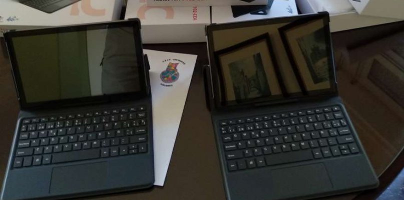 Educación reparte entre los centros más de 7.000 nuevas tabletas electrónicas