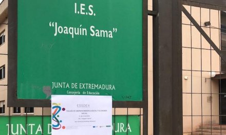 Los IES de San Vicente y Puebla de la Calzada registran un porcentaje elevado de faltas de asistencia