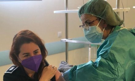 La Policía Local de Coria y Moraleja recibe la primera dosis de la vacuna