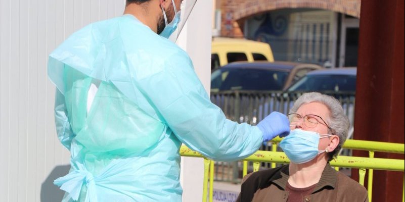 Suben los contagios en Extremadura con 33 positivos detectados en 24 horas