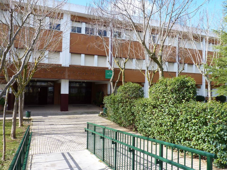 El TSJ de Extremadura confirma la decisión de cierre del colegio Juan XXIII de Mérida