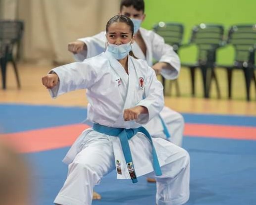 La karateca Paola García se proclama campeona de Extremadura