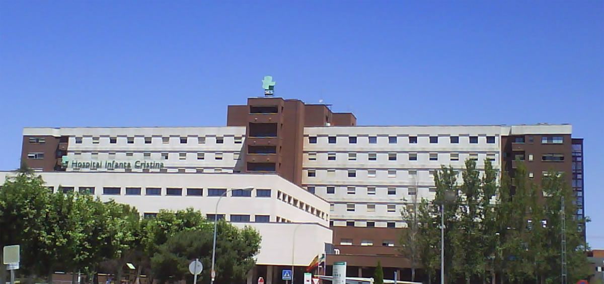 Trasladan al hospital a un hombre de 44 años tras sufrir un accidente de tráfico en Badajoz