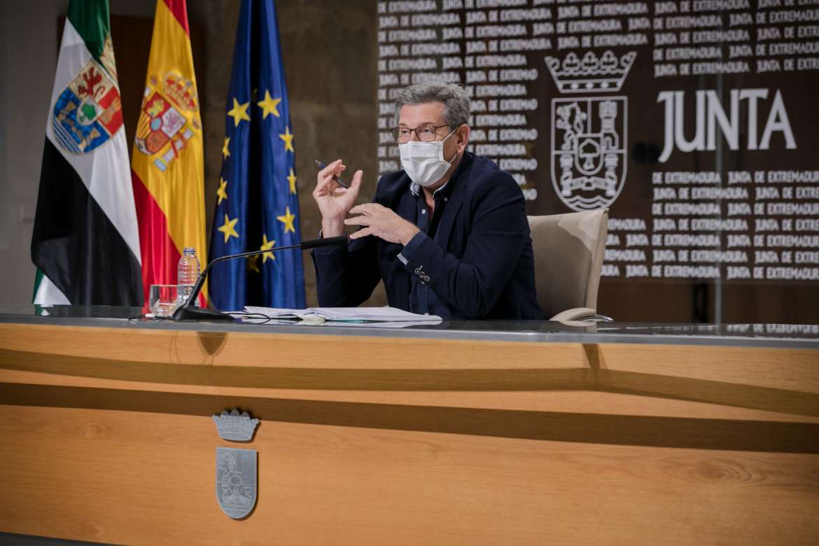 Baja el paro en Extremadura pero 90.500 personas siguen buscando un puesto de trabajo