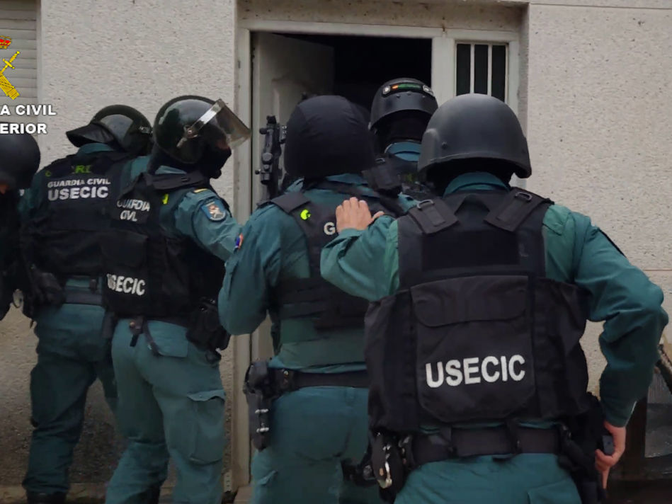 La Guardia Civil detiene a más de 20 personas en una operación contra el tráfico aéreo de droga