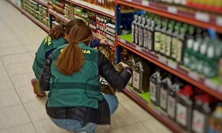 Desmantelado un grupo criminal que estafó 350.000 euros a empresas de comestibles