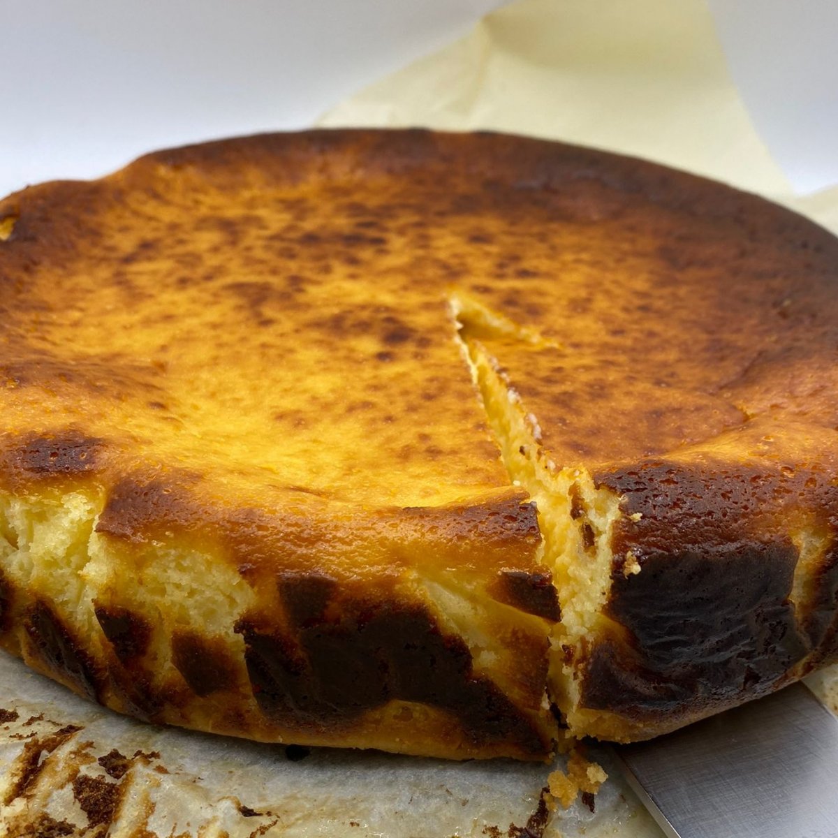 El cacereño Álvaro Holgado consigue elaborar una de las mejores tartas de queso de España
