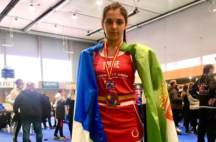 La extremeña Xurima Acosta, campeona de España de boxeo en edad escolar