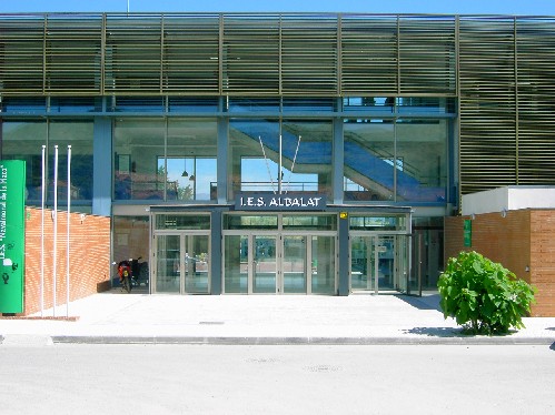 El Ayuntamiento de Navalmoral ratifica 21 años después la cesión de una parcela a la Junta para el IES Albalat
