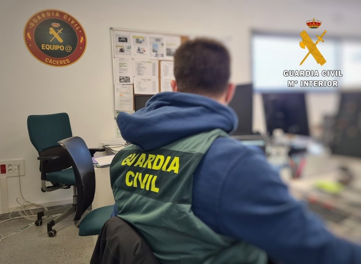 La Guardia Civil de Cáceres detiene a un hombre acusado de cometer 16 estafas informáticas