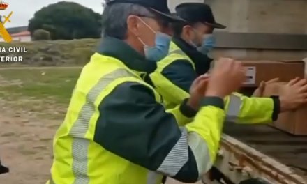 VÍDEO: La Guardia Civil escolta un camión de ayuda humanitaria procedente de Sierra de Gata con destino a Ucrania
